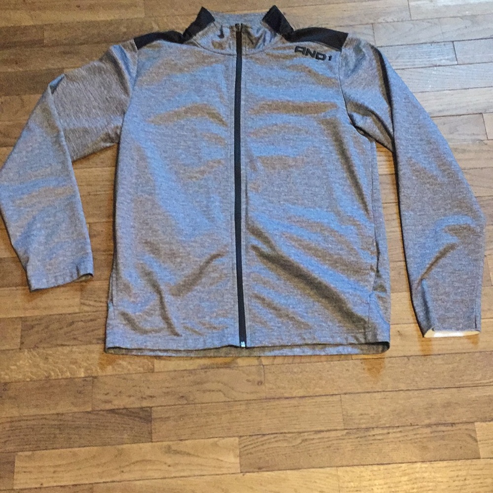 Lightweight Windbreaker
